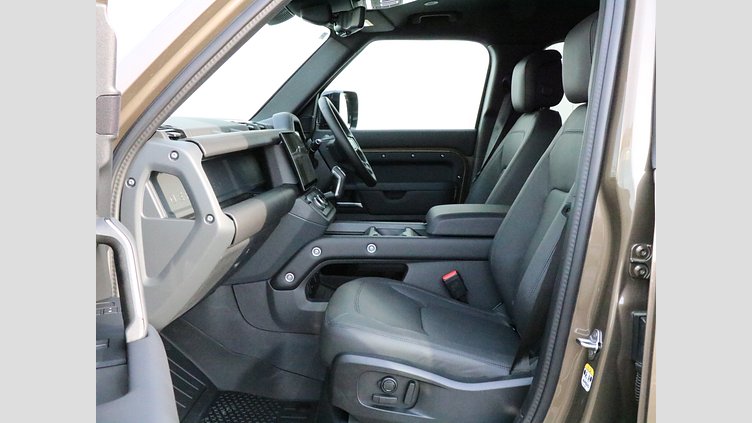 2025 認定中古車 Land Rover Defender 110 ゴンドワナストーン D350 ディーゼルマイルドハイブリッド X-Dynamic HSE