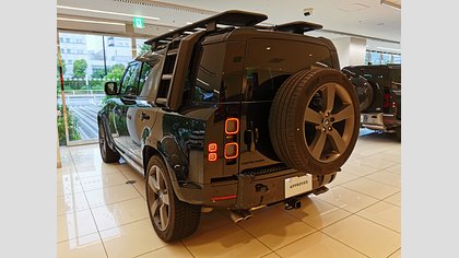 Defender 110 1