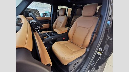 Defender 110 2