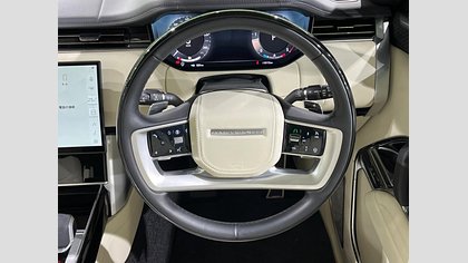 Range Rover 33