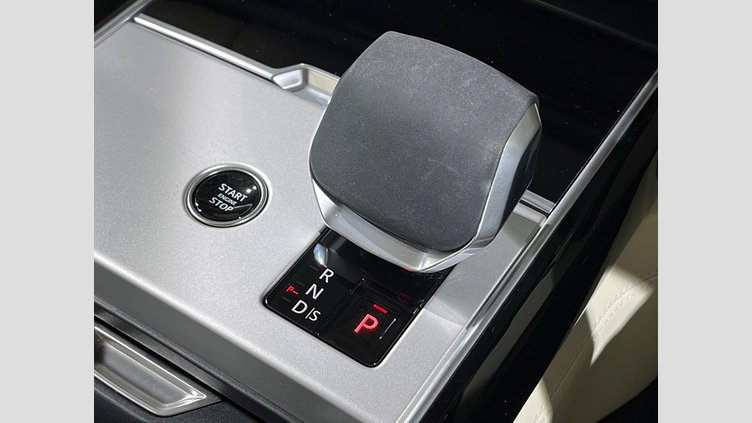 2024 認定中古車 Land Rover Range Rover サントリーニブラック D300 AWD MHEV（AT） スタンダードホイールベース Autobiography