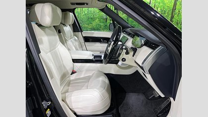 Range Rover 20
