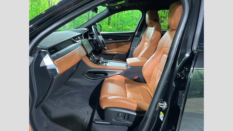 2022 認定中古車 Jaguar F-Pace サントリーニブラック P250 AWD（オートマチック） R-DYNAMIC BLACK