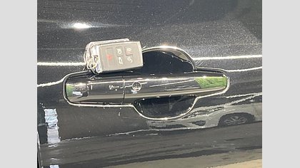 F-Pace 19