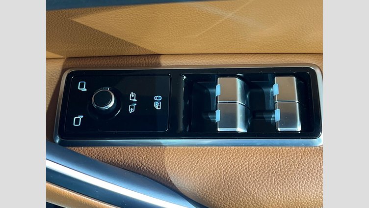 2022 認定中古車 Jaguar F-Pace サントリーニブラック P250 AWD（オートマチック） R-DYNAMIC BLACK