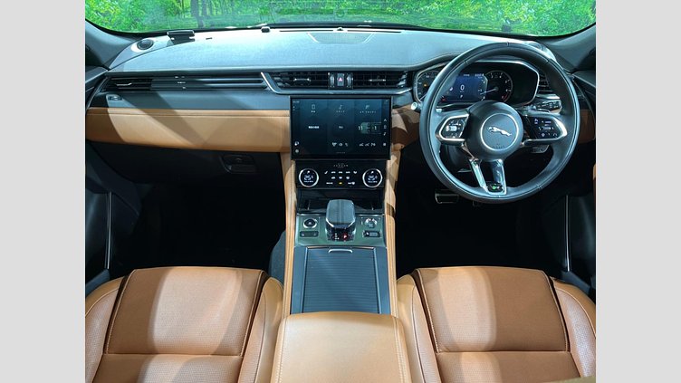 2022 認定中古車 Jaguar F-Pace サントリーニブラック P250 AWD（オートマチック） R-DYNAMIC BLACK