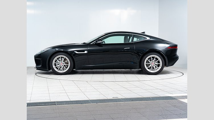 2017 認定中古車 Jaguar F-Type Santorini Black 2.0PET クーペ