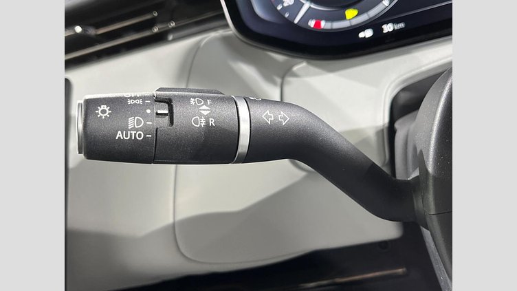 2023 認定中古車 Land Rover Range Rover Sport サントリーニブラック 3.0リッター6気筒300PSターボチャージドディーゼルMHEV（オートマチック） DYNAMIC SE