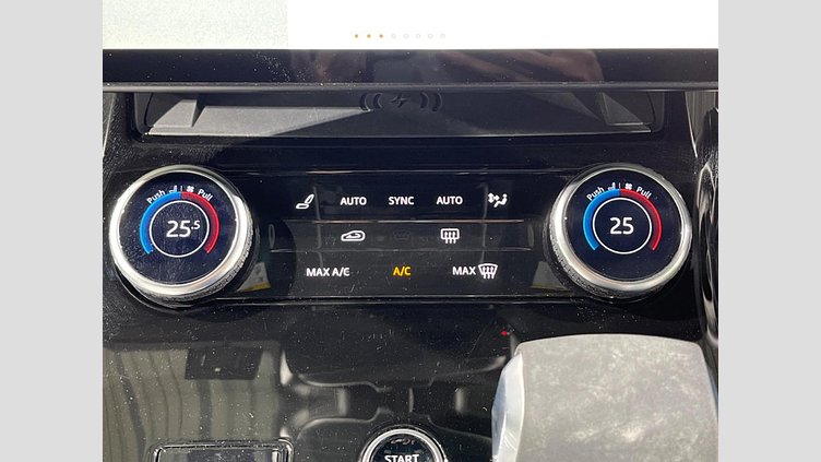 2023 認定中古車 Land Rover Range Rover Sport サントリーニブラック 3.0リッター6気筒300PSターボチャージドディーゼルMHEV（オートマチック） DYNAMIC SE
