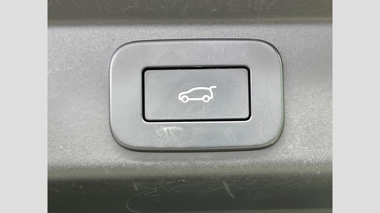 2023 認定中古車 Land Rover Range Rover Sport サントリーニブラック 3.0リッター6気筒300PSターボチャージドディーゼルMHEV（オートマチック） DYNAMIC SE