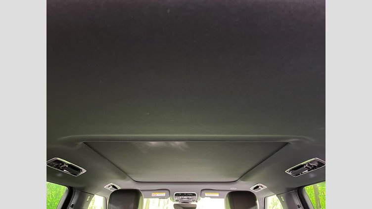 2023 認定中古車 Land Rover Range Rover Sport サントリーニブラック 3.0リッター6気筒300PSターボチャージドディーゼルMHEV（オートマチック） DYNAMIC SE