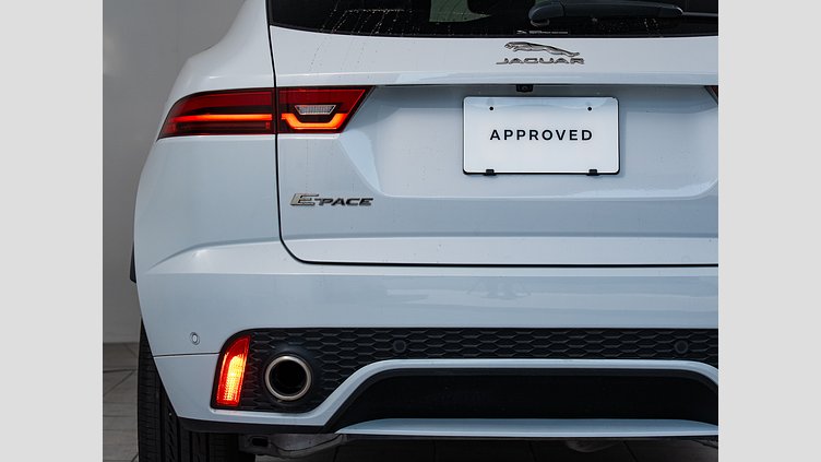 2019 認定中古車 Jaguar E-Pace ユーロンホワイト D180 オートマチック全輪駆動 R-DYNAMIC S D180