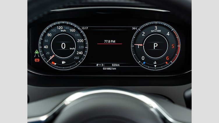 2019 認定中古車 Jaguar E-Pace ユーロンホワイト D180 オートマチック全輪駆動 R-DYNAMIC S D180