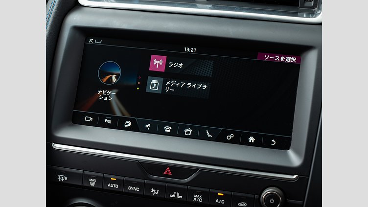 2019 認定中古車 Jaguar E-Pace ユーロンホワイト D180 オートマチック全輪駆動 R-DYNAMIC S D180