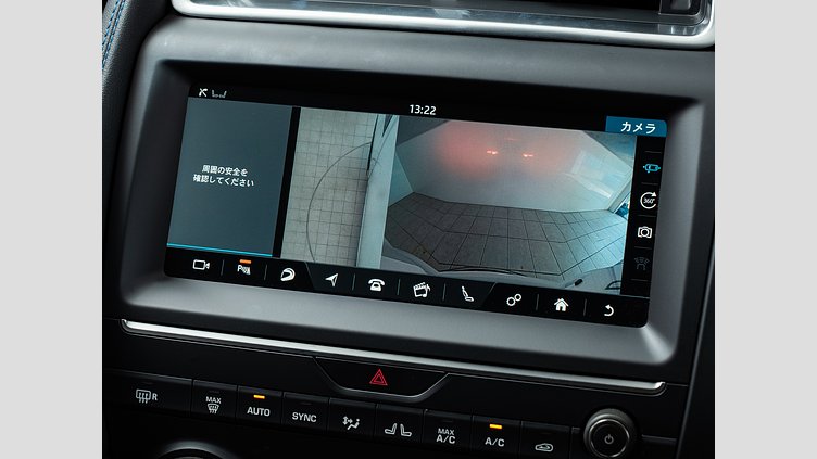 2019 認定中古車 Jaguar E-Pace ユーロンホワイト D180 オートマチック全輪駆動 R-DYNAMIC S D180