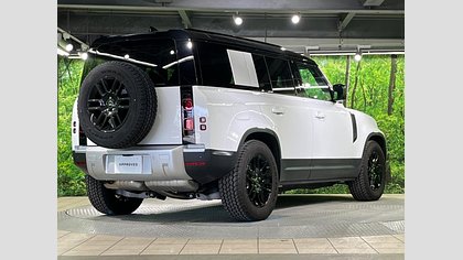 Defender 110 1