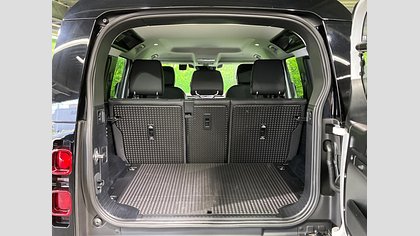 Defender 110 61