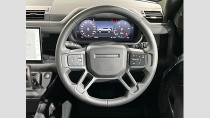 Defender 110 33