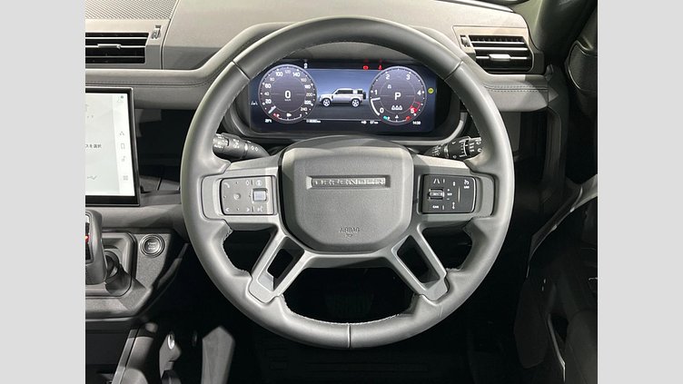 2025 認定中古車 Land Rover Defender 110 フジホワイト D350 ディーゼルマイルドハイブリッド S