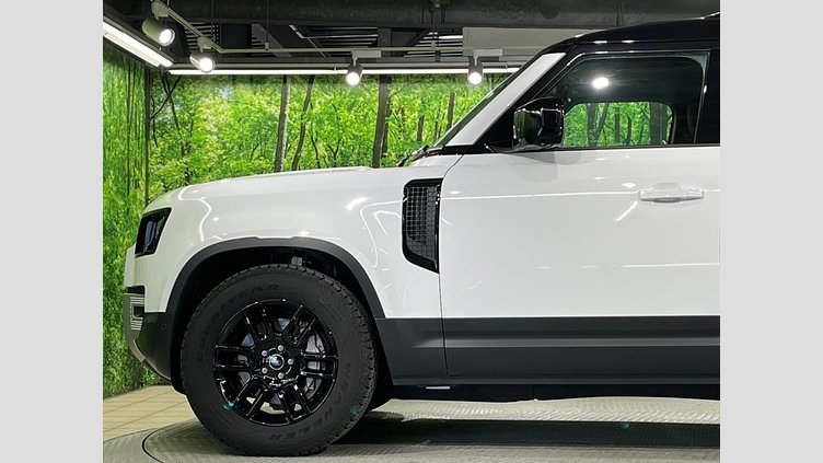 2025 認定中古車 Land Rover Defender 110 フジホワイト D350 ディーゼルマイルドハイブリッド S