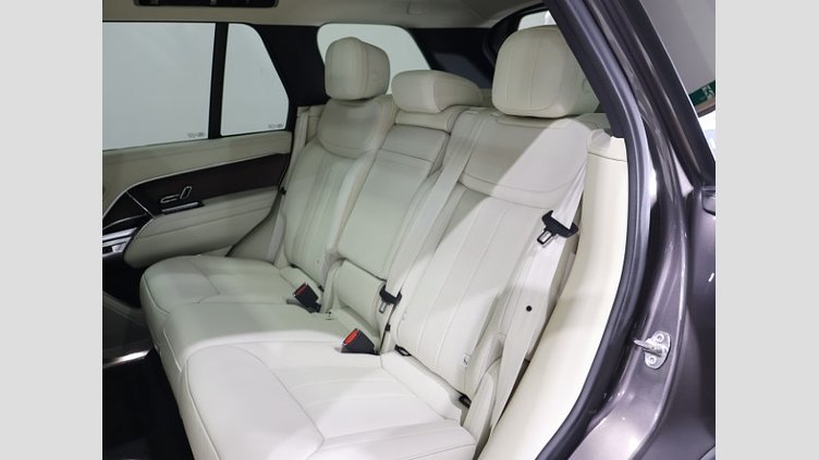 2024 認定中古車 Land Rover Range Rover シャラントグレイ P530 AWD（AT） スタンダードホイールベース HSE