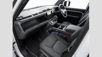 Defender 110 2