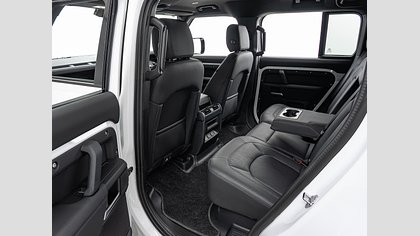Defender 110 4