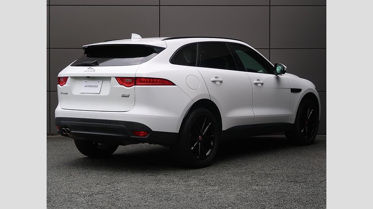 2017 認定中古車 Jaguar F-Pace Fuji White 180PS プレステージ