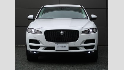 F-Pace 23