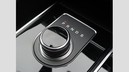 F-Pace 22
