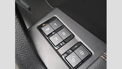 F-Pace 24