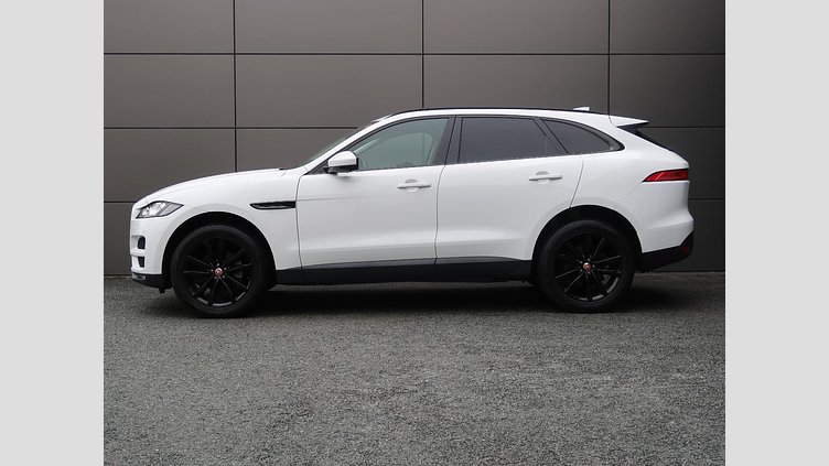2017 認定中古車 Jaguar F-Pace Fuji White 180PS プレステージ