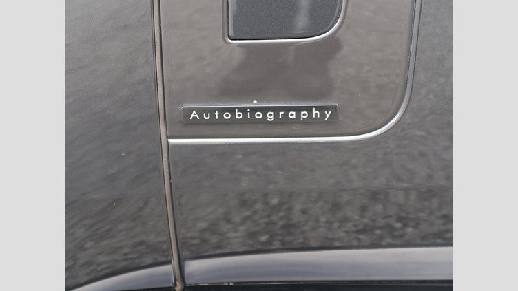 2024 認定中古車 Land Rover Range Rover カルパチアングレイ D300 AWD MHEV（AT） スタンダードホイールベース Autobiography
