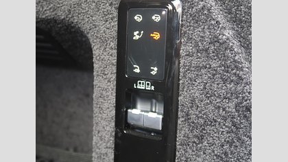 Range Rover 19