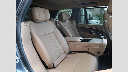 Range Rover 36