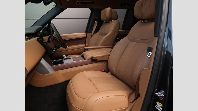 2024 認定中古車 Land Rover Range Rover カルパチアングレイ D300 AWD MHEV（AT） スタンダードホイールベース Autobiography