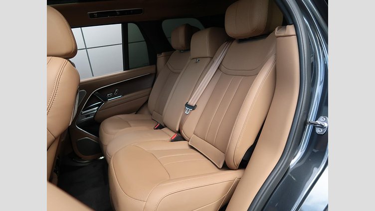 2024 認定中古車 Land Rover Range Rover カルパチアングレイ D300 AWD MHEV（AT） スタンダードホイールベース Autobiography