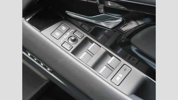 2024 認定中古車 Land Rover Range Rover Evoque カルパチアングレイ プラグインハイブリッド（ガソリン） Standard Wheelbase DYNAMIC HSE