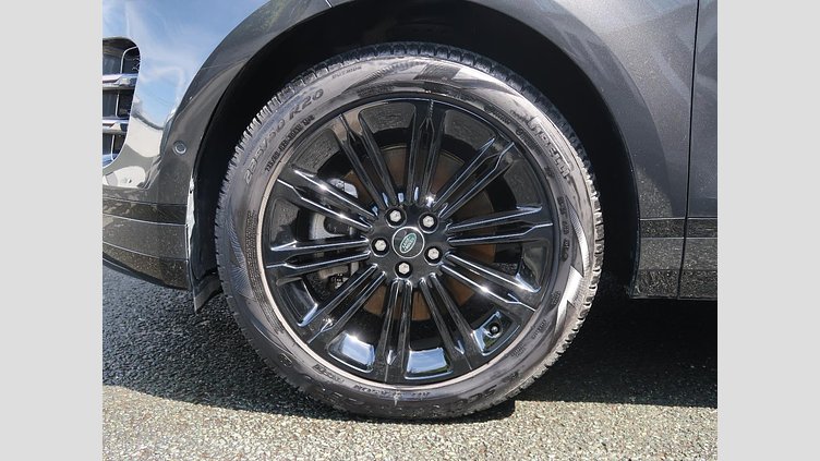 2024 認定中古車 Land Rover Range Rover Evoque カルパチアングレイ プラグインハイブリッド（ガソリン） Standard Wheelbase DYNAMIC HSE
