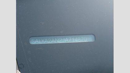 Range Rover Velar 11