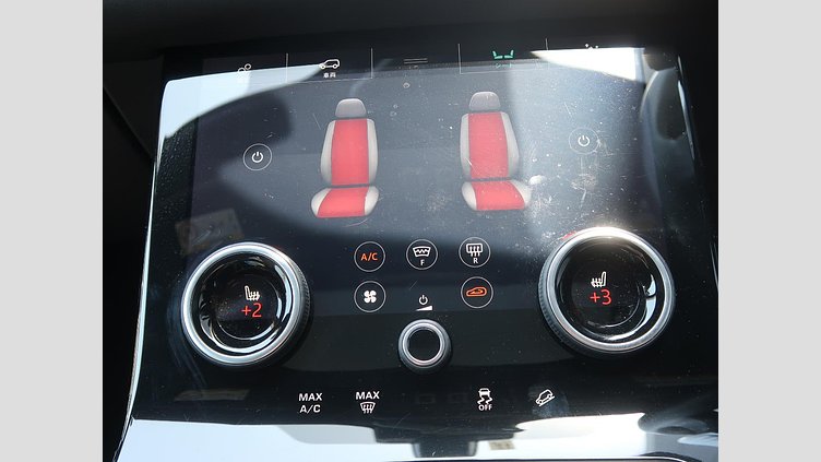 2017 認定中古車 Land Rover Range Rover Velar ユーロンホワイト D180 R-DYNAMIC SE