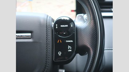 Range Rover Velar 16