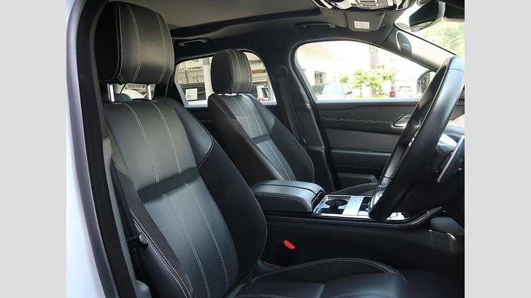 2017 認定中古車 Land Rover Range Rover Velar ユーロンホワイト D180 R-DYNAMIC SE