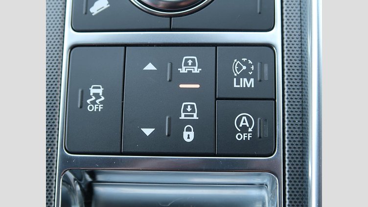 2017 認定中古車 Land Rover Range Rover Sport Fuji White 3.0 V6 Dsl Mono Turbo Std Flow HSE