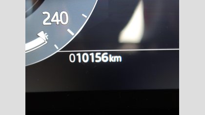 Range Rover Velar 35