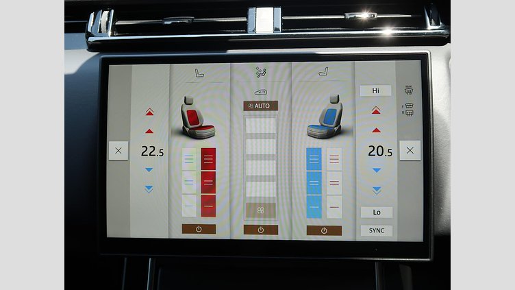 2024 認定中古車 Land Rover Range Rover Velar シャラントグレイ P400eプラグインハイブリッド（ガソリン） スタンダードホイールベース Dynamic HSE