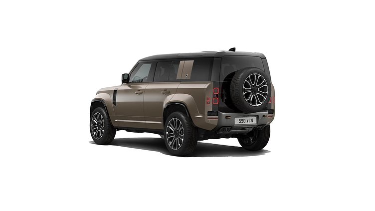 2026 NAUJI AUTOMOBILIAI Land Rover Defender OCTA Petra Copper P635 Petrol V8 Mild Hybrid Defender OCTA