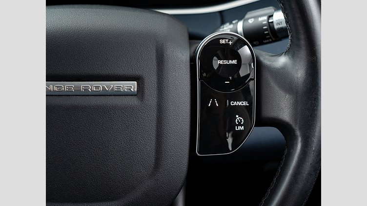 2019 認定中古車 Land Rover Range Rover Evoque ユーロンホワイト D180 SE　D180