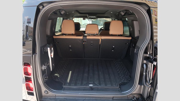 2025 認定中古車 Land Rover Defender 110 サントリーニブラック D350 ディーゼルマイルドハイブリッド X-Dynamic HSE