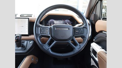 Defender 110 33